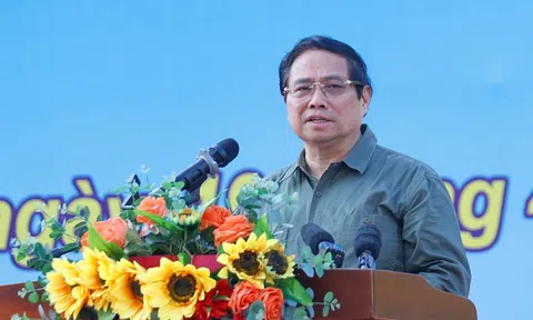 Thủ tướng: Nhân dân cả nước háo hức mong chờ cuộc diễu binh, diễu hành