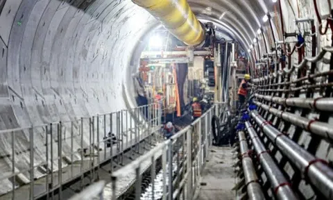 Robot đào ngầm metro đã khoan được đường đến ga Văn Miếu